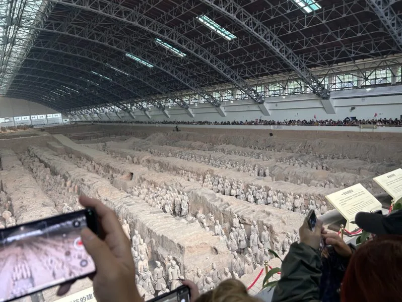 秦始皇兵马俑博物馆一号坑正面